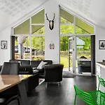 4 Bedroom Beautiful In * Haderslev
