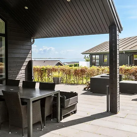 4 Bedroom Beautiful In 하데르슬레우