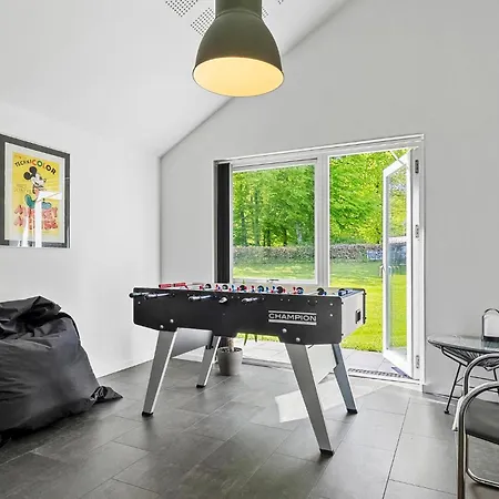 4 Bedroom Beautiful In * 하데르슬레우