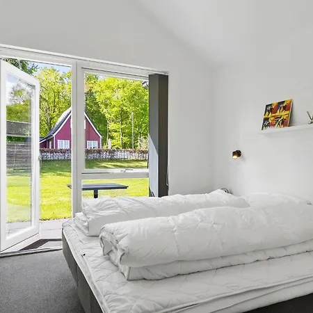 4 Bedroom Beautiful In 펜션 하데르슬레우